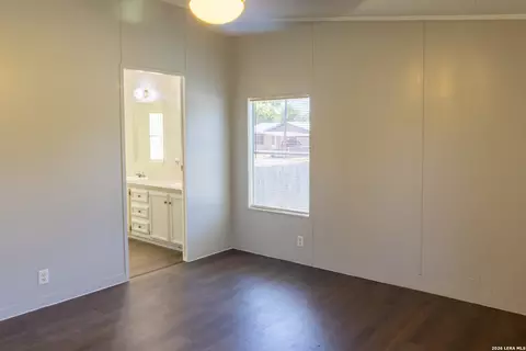 Bedroom - 702 N 11th St, Junction, TX 76849 photo 1 of 5