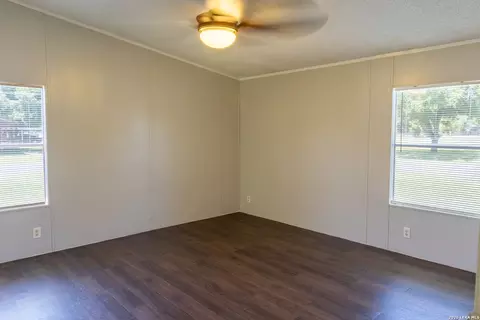 Bedroom - 702 N 11th St, Junction, TX 76849 photo 2 of 5