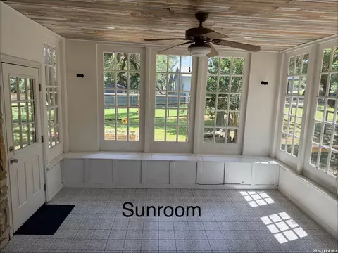 25423 Triangle Loop, San Antonio, TX 78255