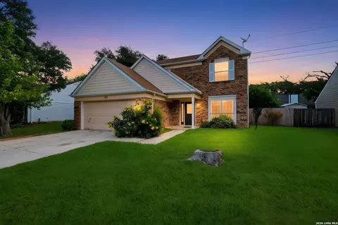 333 Sunrose Ln, Cibolo, TX 78108