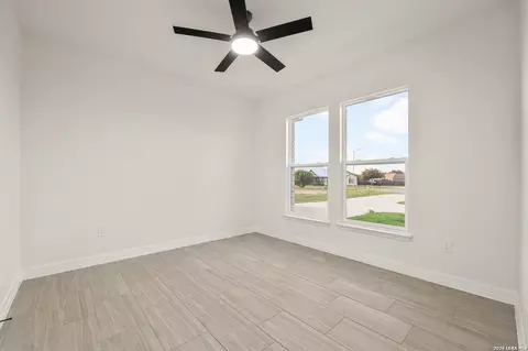Other - 100 W Medium Meadow Dr, Lytle, TX 78052 photo 3 of 7