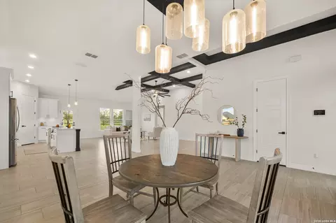 Dining - 100 W Medium Meadow Dr, Lytle, TX 78052 photo 2 of 2