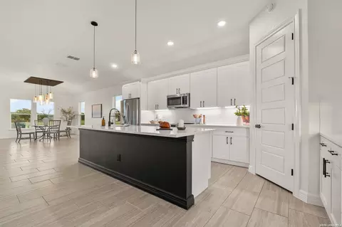 Kitchen - 100 W Medium Meadow Dr, Lytle, TX 78052 photo 4 of 4