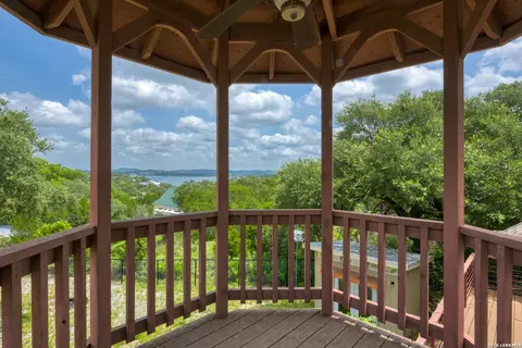 1256 Highland Terrace Dr, Canyon Lake, TX 78133