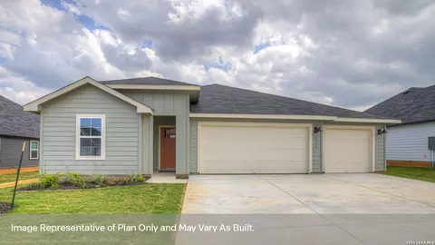 172 Teal St, Fredericksburg, TX 78624