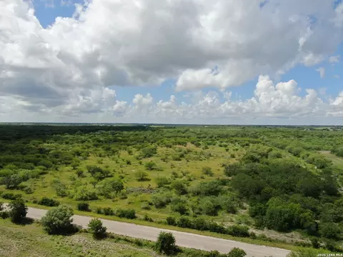 tbd Lot 2 Cr 207, Hobson, TX 78117