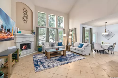 8810 Woodland Bnd, San Antonio, TX 78255