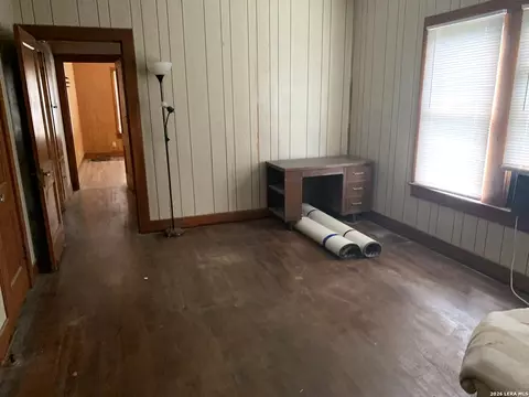 Other - 502 Bowman Ave, Devine, TX 78016 photo 4 of 5