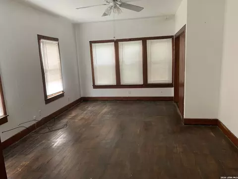 Living - 502 Bowman Ave, Devine, TX 78016 photo 3 of 4