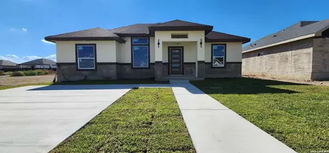 3132 Jacob Dr, Eagle Pass, TX 78852