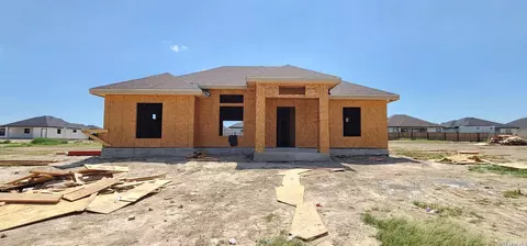 3132 Jacob Dr, Eagle Pass, TX 78852