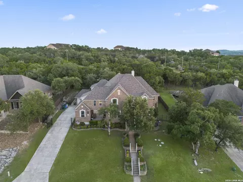 9042 Woodland Trce, Boerne, TX 78006