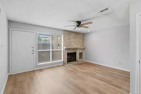 4107 Medical Dr #6107, San Antonio, TX 78229