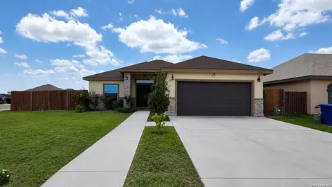1803 Anakaren Ln, Eagle Pass, TX 78852