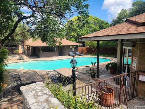 8611 Datapoint Dr #73, San Antonio, TX 78229