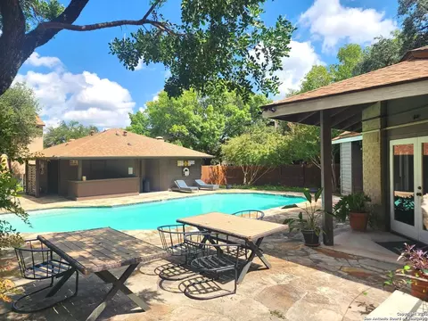 8611 Datapoint Dr #73, San Antonio, TX 78229
