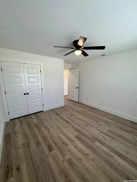 Bedroom - 2000 Owens Ave, Three Rivers, TX 78071 photo 3 of 4