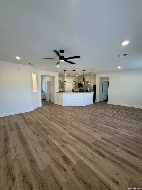 Living - 2000 Owens Ave, Three Rivers, TX 78071 photo 1 of 3