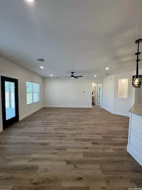 Living - 2000 Owens Ave, Three Rivers, TX 78071 photo 3 of 3
