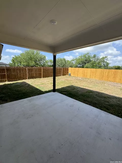 Exterior - 2000 Owens Ave, Three Rivers, TX 78071 photo 5 of 7