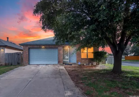 Exterior - 6435 Flatstone Pass, Converse, TX 78109 photo 7 of 9