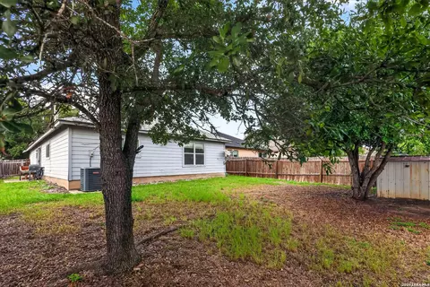 Exterior - 6435 Flatstone Pass, Converse, TX 78109 photo 6 of 9