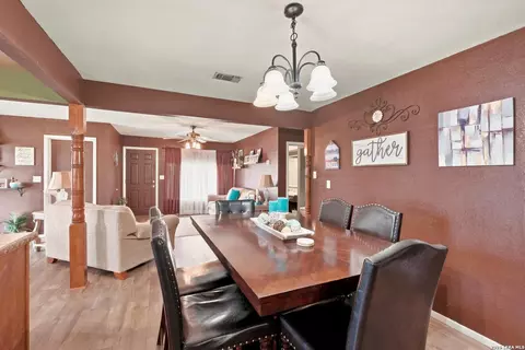 710 Storey, Cotulla, TX 78014 photo 19