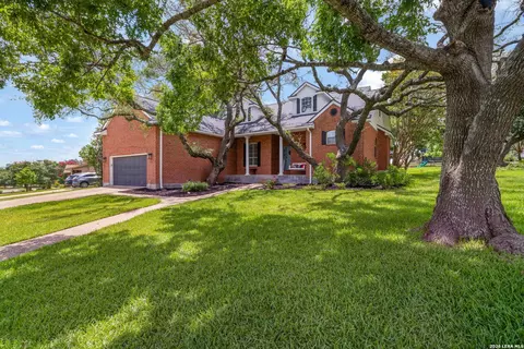 29607 Fairway Bluff Dr, Boerne, TX 78015