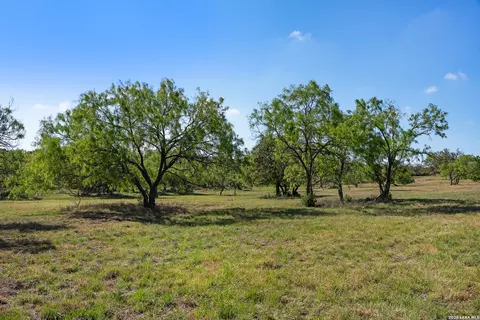 0017 Clearwater, Comfort, TX 78013