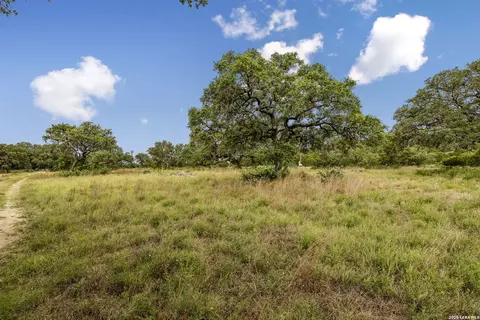 26 Seewald Road, Boerne, TX 78006