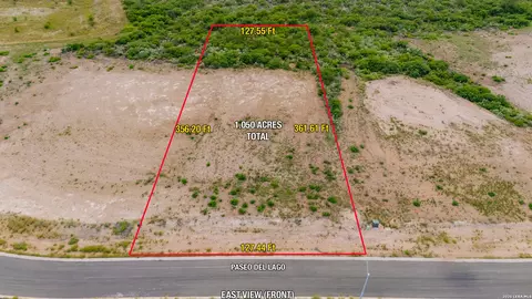 351 Paseo Del Lago, Eagle Pass, TX 78852 photo 4
