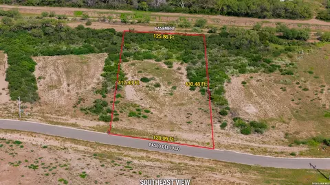 270 Paseo Del Lago, Eagle Pass, TX 78852 photo 8