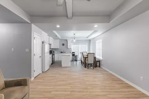 Entry Way - 2388 Oak Breeze Cir, Eagle Pass, TX 78852 photo 1 of 2