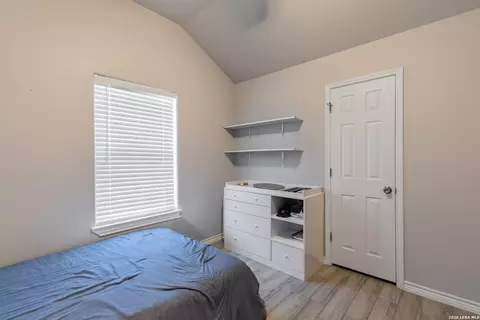 Bedroom - 2388 Oak Breeze Cir, Eagle Pass, TX 78852 photo 5 of 5