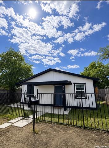 915 N San Marcos, San Antonio, TX 78207