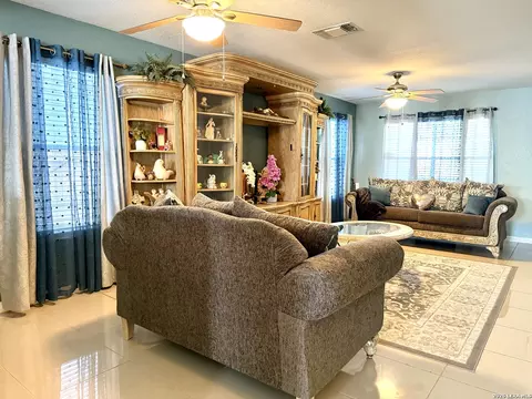 1235 Autumn Moon, San Antonio, TX 78245