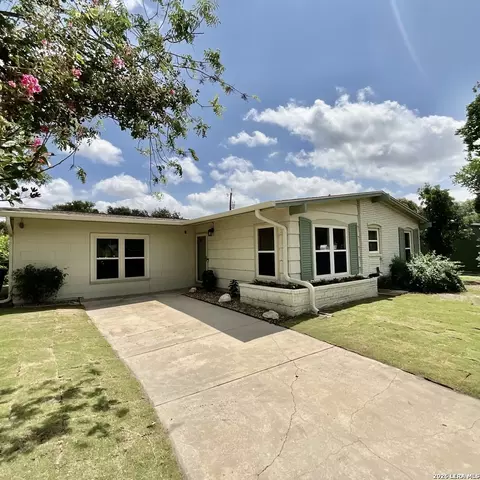 107 Shropshire Dr, San Antonio, TX 78217