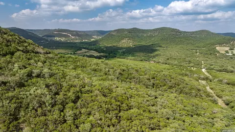630 Evans Creek Rd, Vanderpool, TX 78885