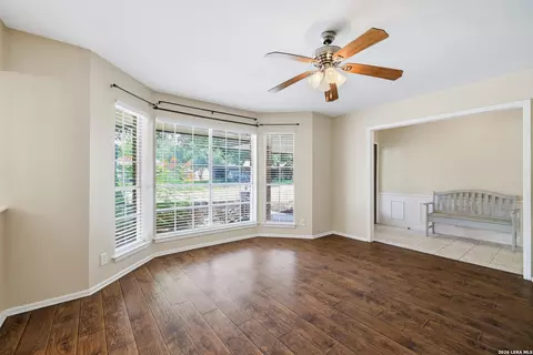 Living - 418 Crestwind Dr, Windcrest, TX 78239 photo 2 of 8