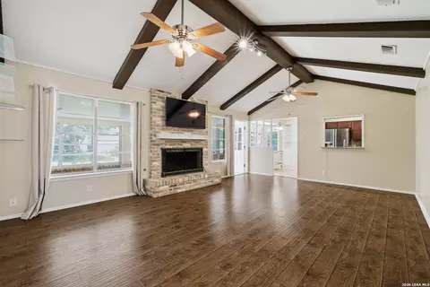 Living - 418 Crestwind Dr, Windcrest, TX 78239 photo 5 of 8