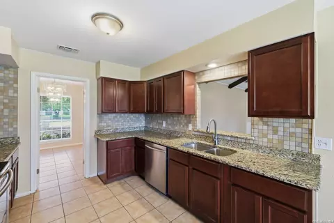 Kitchen - 418 Crestwind Dr, Windcrest, TX 78239 photo 2 of 2