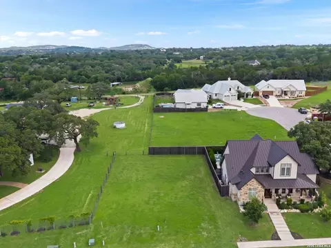 102 Chama, Boerne, TX 78006