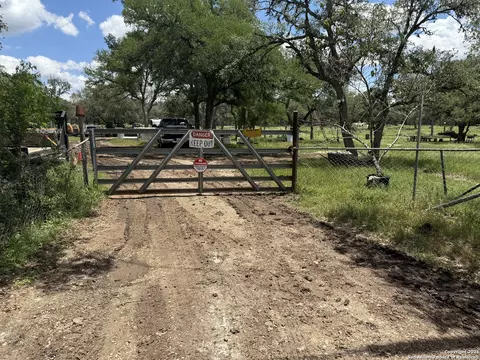 30602 Krueger Rd, Bulverde, TX 78163