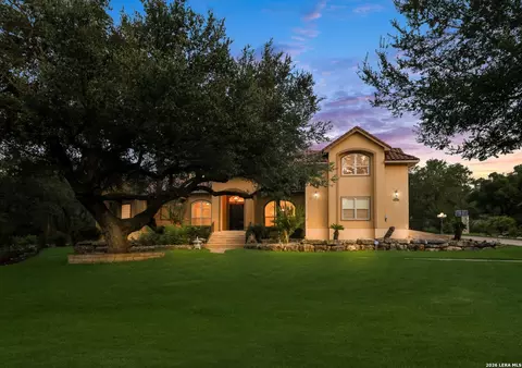 22175 Quiet Moon Dr, San Antonio, TX 78266