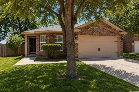 6050 Luckey Run, San Antonio, TX 78252