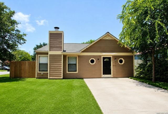 4001 Colonial Sun Dr, San Antonio, TX 78244
