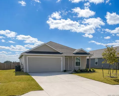 318 Bertram Oaks Dr, Bertram, TX 78605
