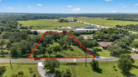 113 Buffalo Gap, Seguin, TX 78155