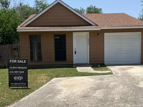 8806 Wild Mdws, Converse, TX 78109