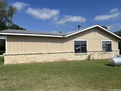 6668 Fm 3175, Somerset, TX 78069